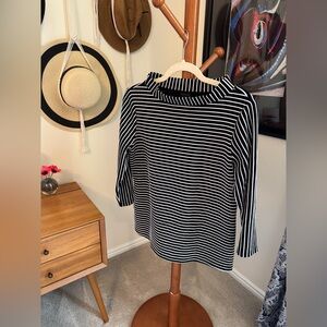 Ann Taylor Black and White Striped Top size medium